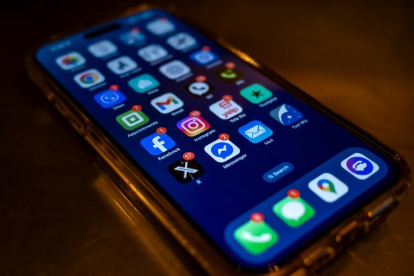 Welche Rolle spielt KI im modernen Informatik-Marketing?